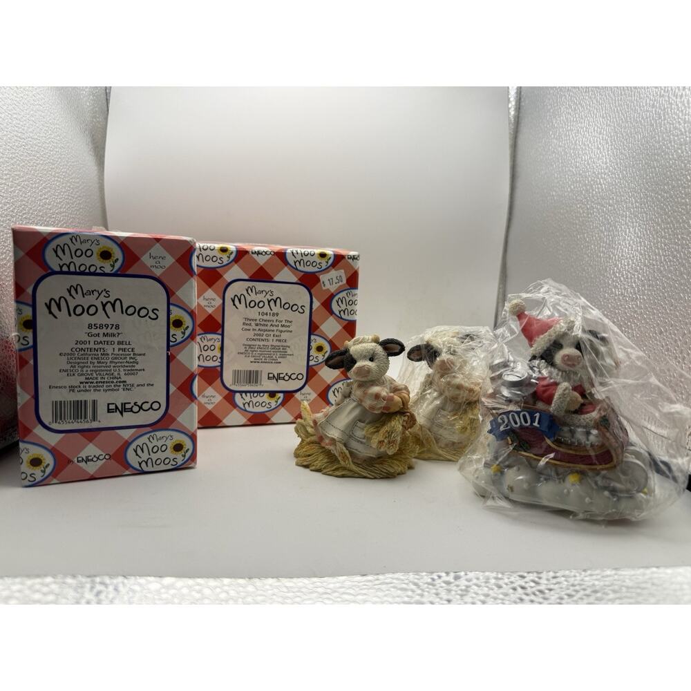 Lot of 5 Mary Moo Moos Figurines by Enesco 2 w/ Boxes